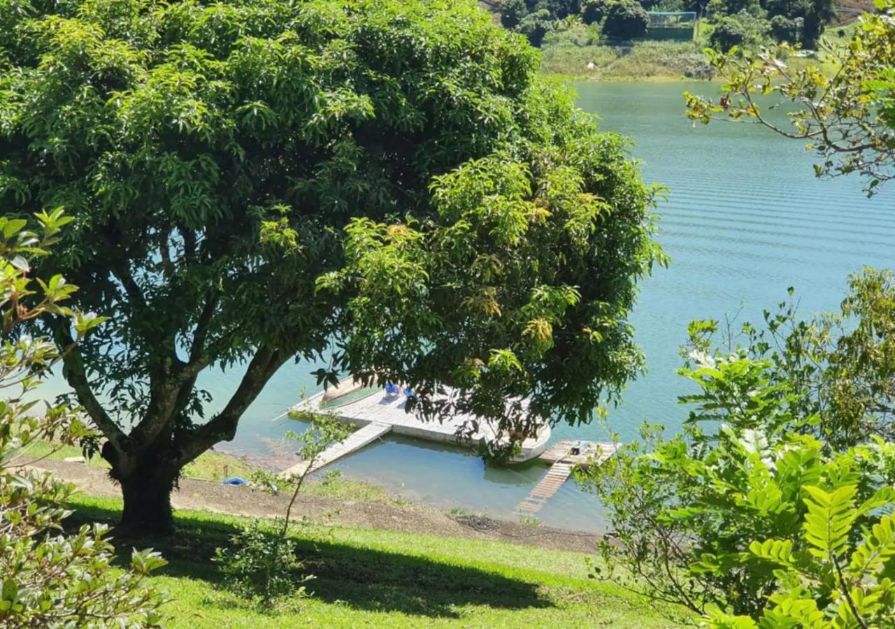 Maravilhoso Sitio Na Beira Da Represa Villa Igaratá Eksteriør billede